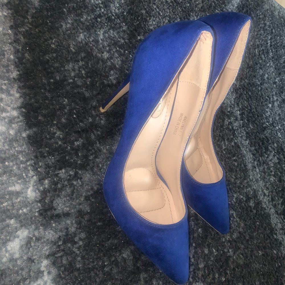 Blue Pumps - Picture 2 of 3